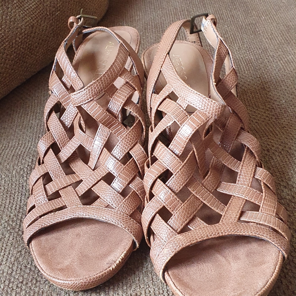 Madden Girl Low Heels